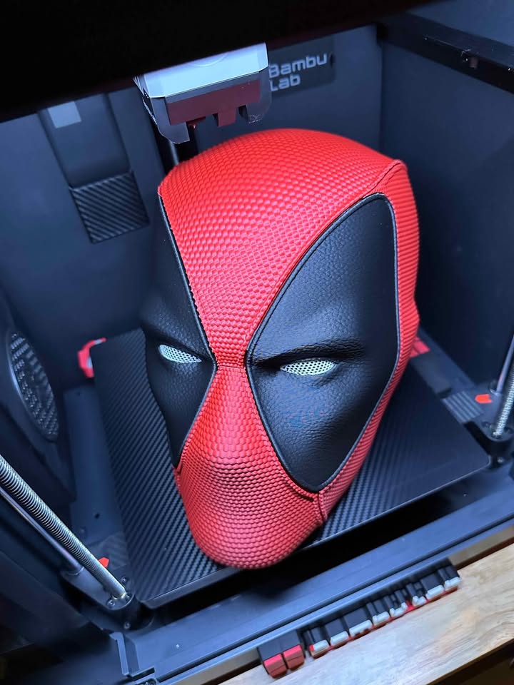 Deadpool-inspired helmet