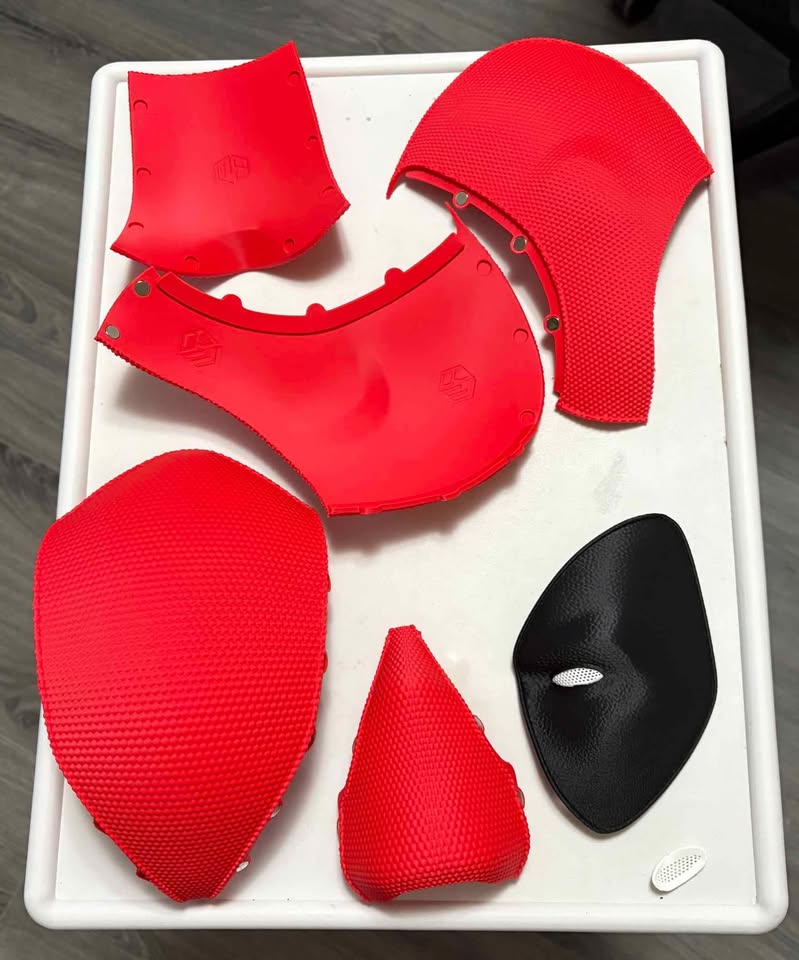 Deadpool-inspired helmet