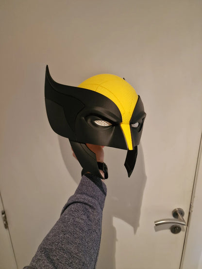 Wolverine-inspired helmet