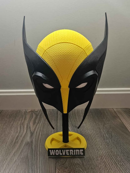 Wolverine-inspired helmet