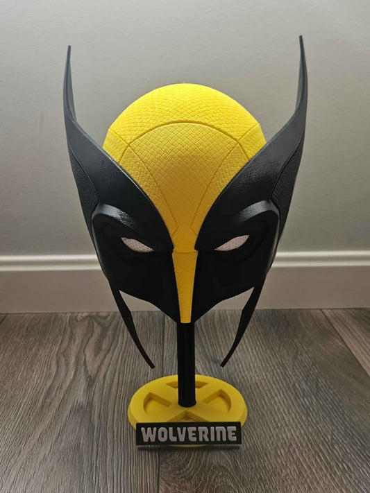 Wolverine-inspired helmet